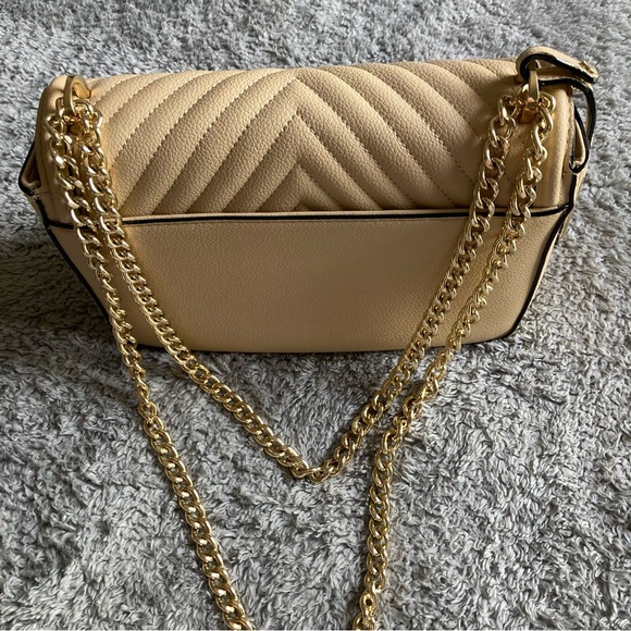 Victoria’s Secret The Victoria Medium Shoulder Bag - Picture 2 of 11